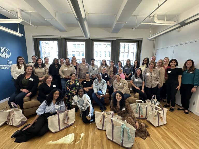 WiMi Hosts First-Ever Give Back Event in Partnership with Womankind